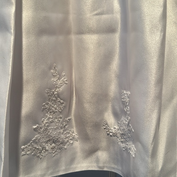 NEW gown w/delicate accents w/matching hat- christening/wedding-smoke free home - Picture 2 of 5